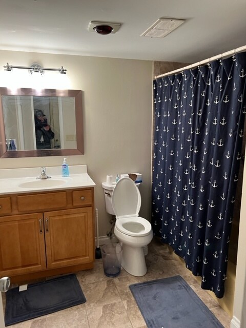 Building Photo - 208 Denrose Dr