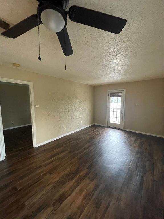 Foto del edificio - 516 S Park Dr