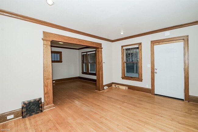 Foto del edificio - 3 br, 1 bath House - 3347 Bryant Avenue N