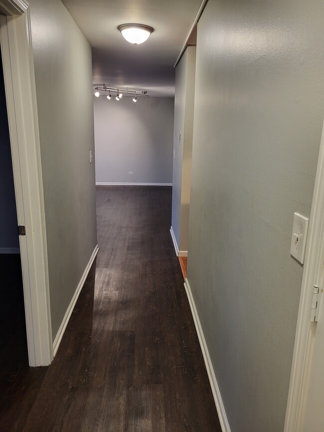 Hallway - 4500 Beau Monde Dr