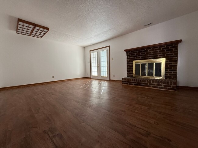 Building Photo - Stonebridge Landing