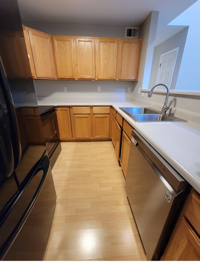 6310 Oak St Unit 307, Arvada, CO 80004 Condo for Rent in Arvada, CO