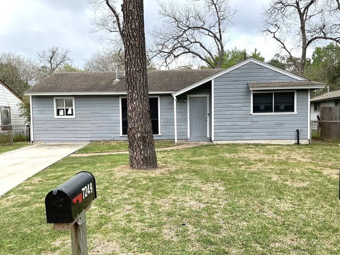 Primary Photo - 7249 Rhobell St