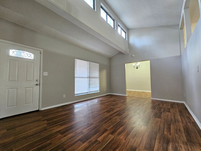 Building Photo - 4BR Ranch in Ellenwood
