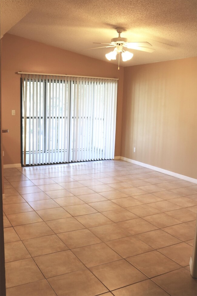 Photo - 151 Waterfall Way Townhome