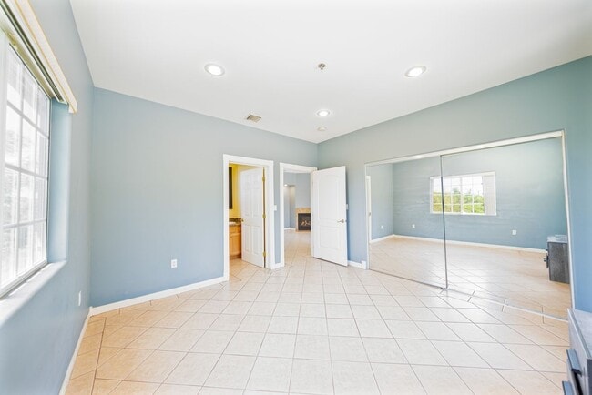 Building Photo - 1712 Pass and Covina Rd