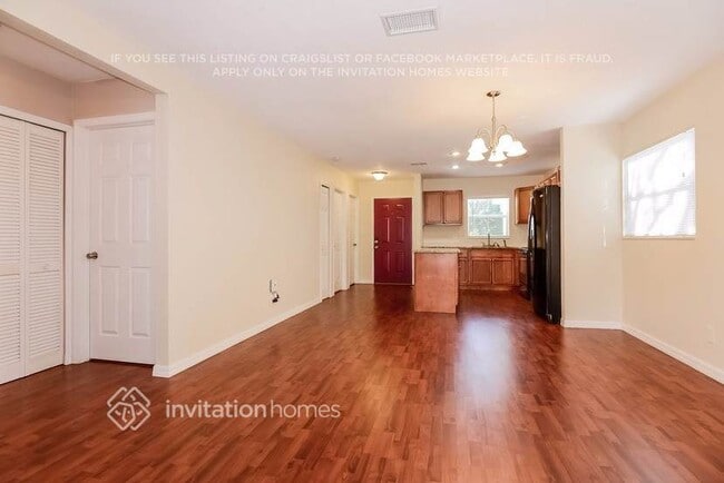 Building Photo - 2512 Casilla Way S