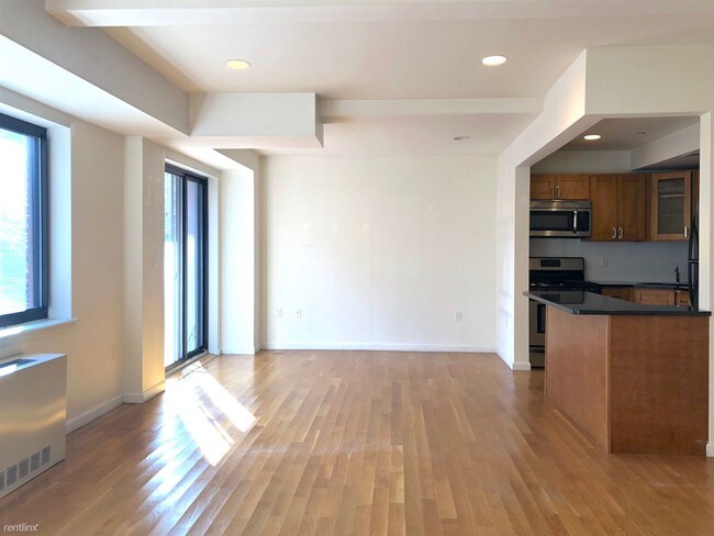 Building Photo - 3112 23rd St