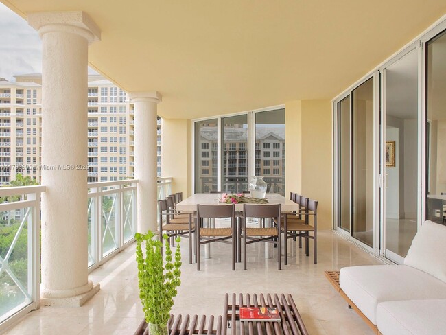 Foto del edificio - 430 Grand Bay Dr
