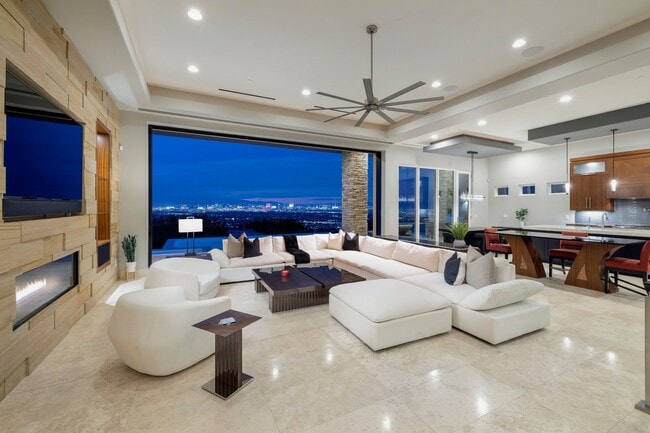 Foto del edificio - 675 Scenic Rim Dr