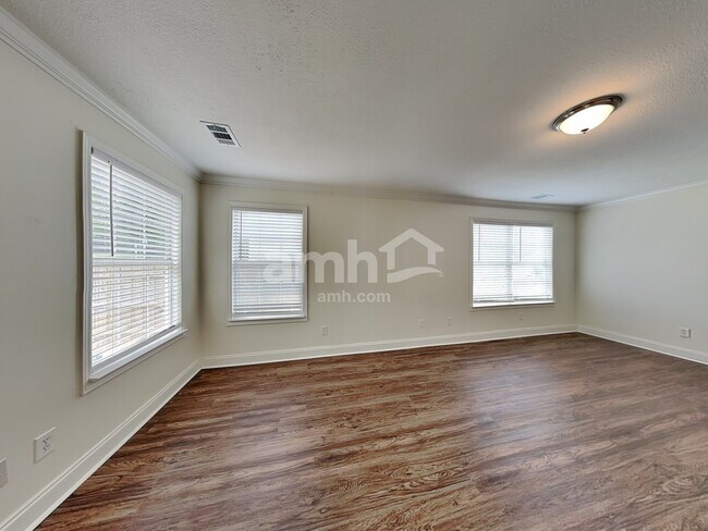 Foto del edificio - 22 Willow Bend Dr