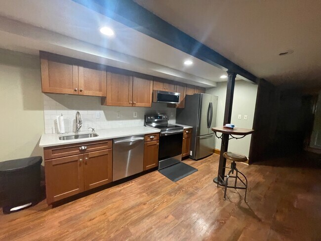 Foto del edificio - 1347 A St NE