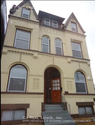 Foto principal - 1717 S Tucker Blvd