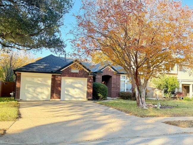 Building Photo - 2310 Falcon Dr