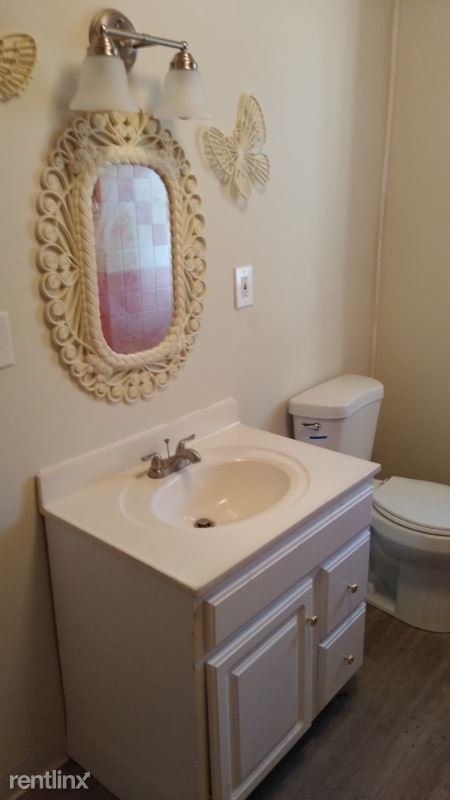 Building Photo - 5595 Grand Dr