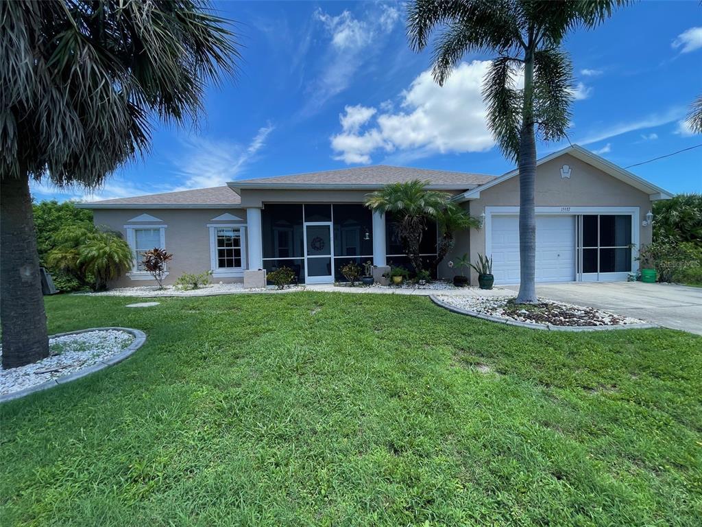 Primary Photo - 15537 Lakeland Cir