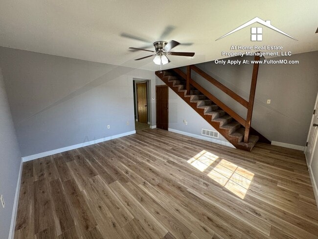 Building Photo - 551 Collier Ln