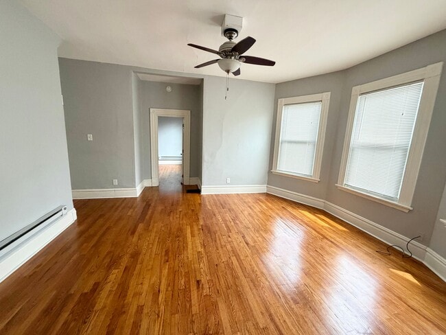 Building Photo - 3514 3rd St
