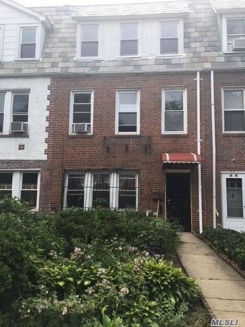 Primary Photo - 68-50 Clyde St