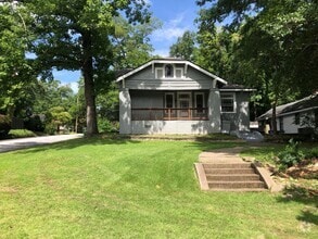 Building Photo - 1901 17th Ave