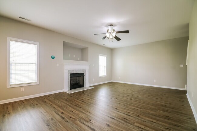 Foto del edificio - 1250 Braemar Highland Dr