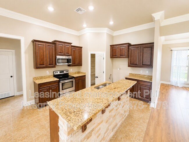 Foto del edificio - 213 Woodhaven Rd