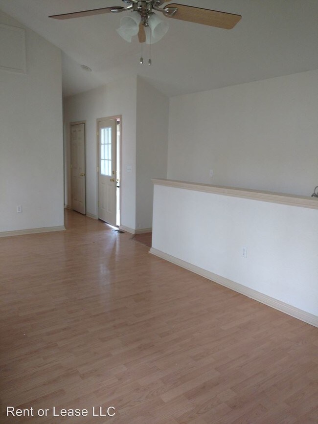Foto del edificio - 537 Johnson Ln