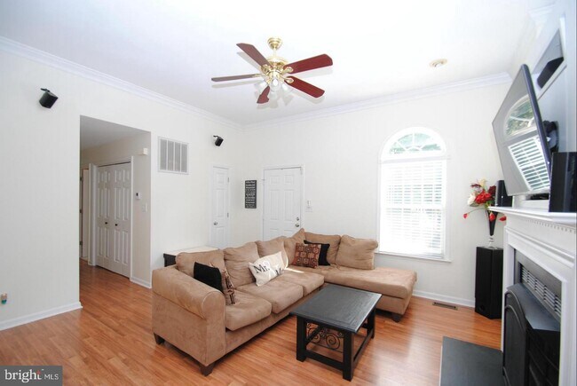 Foto del edificio - 29 Winding Creek Rd