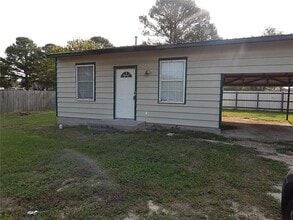 Building Photo - 251 Zimmerman Ave