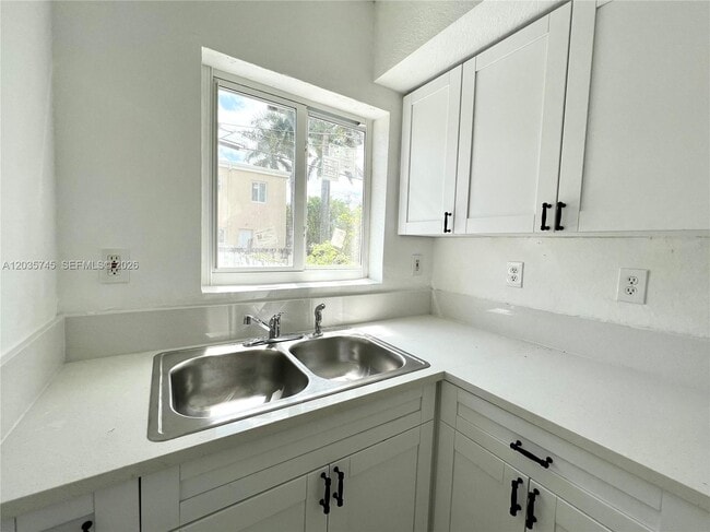Building Photo - 444 NW 84th St