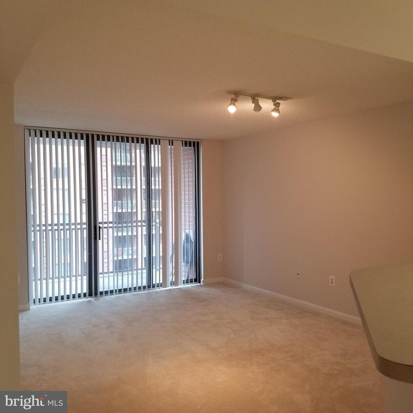 11710 Old Rd Unit 1107, North Bethesda, MD 20852 Condo for