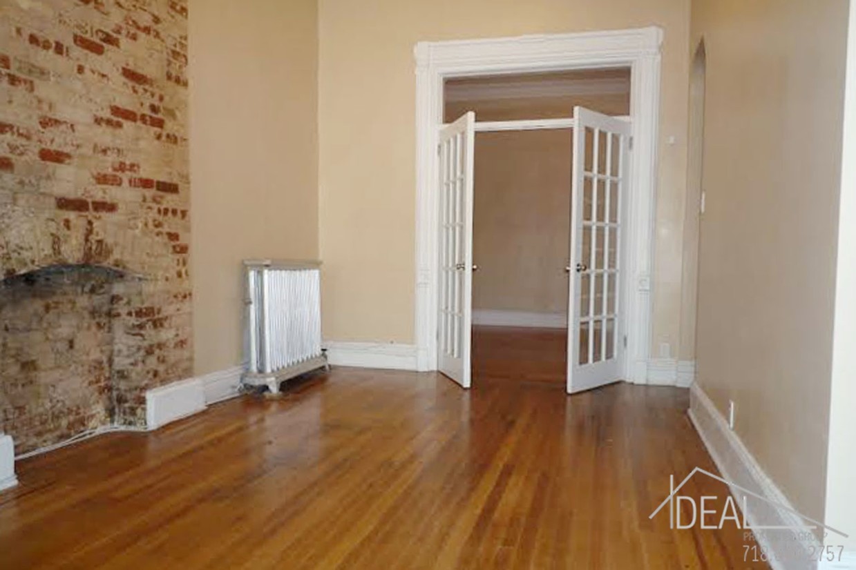 Primary Photo - 1000 Bedford Ave