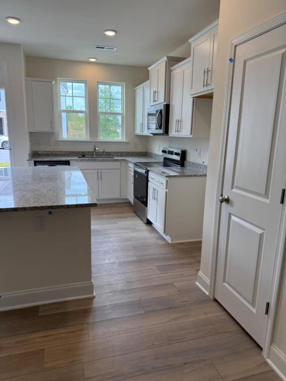Building Photo - 6332 Granite Quarry Dr
