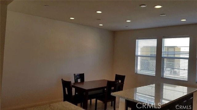 Building Photo - 908 N Acacia Ct