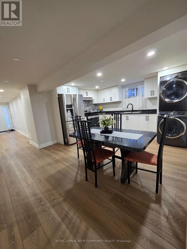 Building Photo - 2 Hardisty Dr