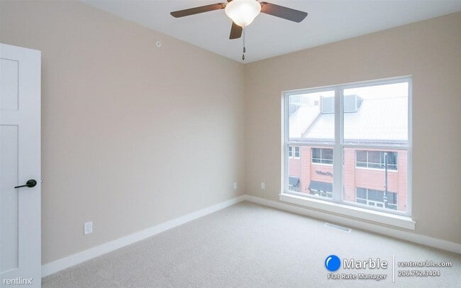 Building Photo - 2 br, 2.5 bath Condo - 901 E 2nd Ave Apt 211