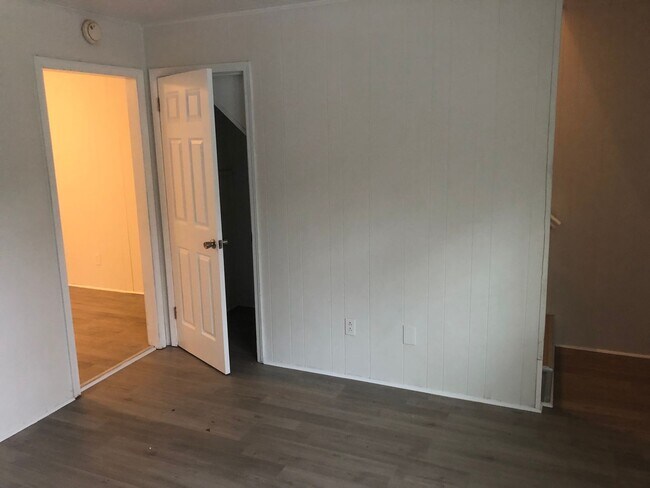 Foto del edificio - Azalea Apartments