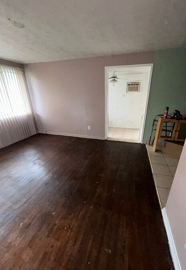 Foto del edificio - 2620 Wilkins Ct