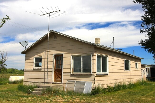 Building Photo - 22445 Frontage Rd