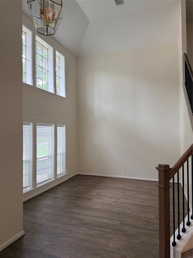 Building Photo - 2201 Summer Reef Dr