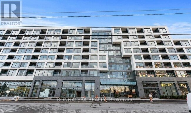 Building Photo - 2450-2450 Old Bronte Rd
