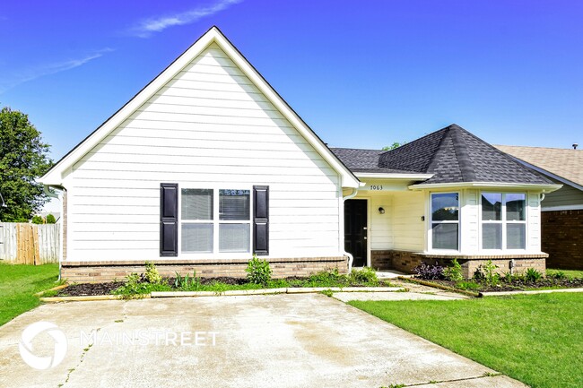 Building Photo - 7063 Foxhall Dr