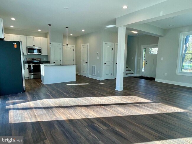 Foto del edificio - 112 Kehm Rd