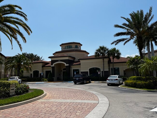 Building Photo - 12975 Positano Cir