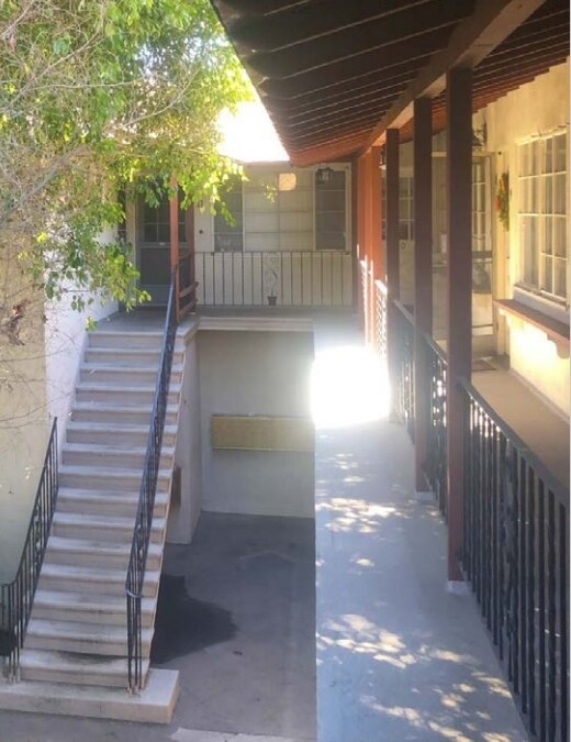 Foto del edificio - 11966-11974 Moorpark St