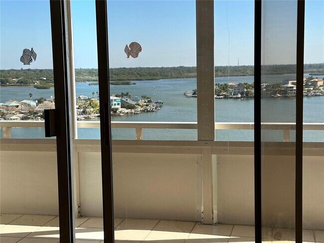 Foto del edificio - 17920 Gulf Blvd