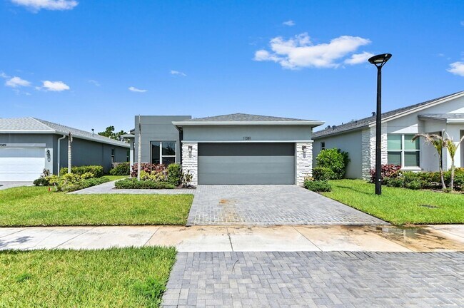 Foto del edificio - 11381 SW Lyra Dr.
