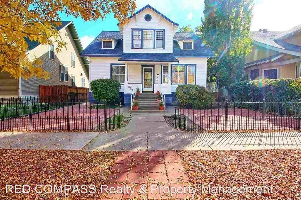 Primary Photo - 821 Ouray Ave