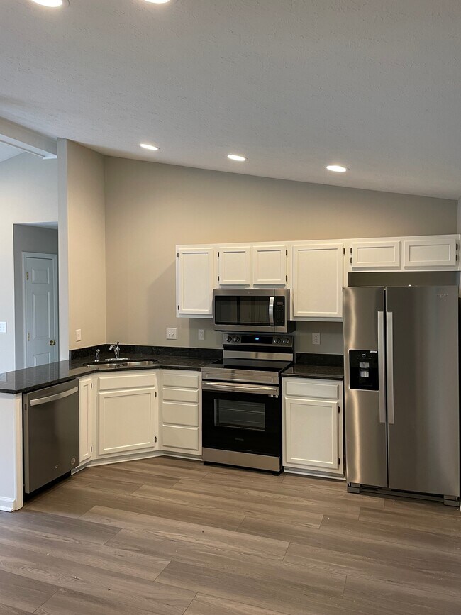 Foto del edificio - 10750 N Park Ave