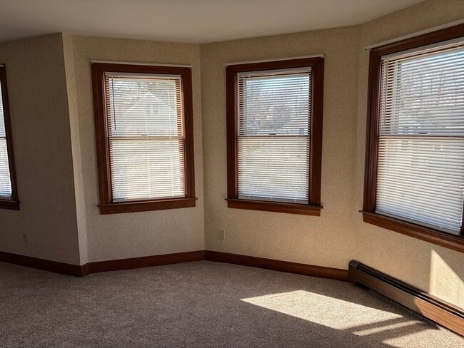 Building Photo - 8 Summer St